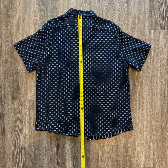 Banana Republic Slim Fit Short Sleeve Button-Front Shirt - Picture 7 of 7